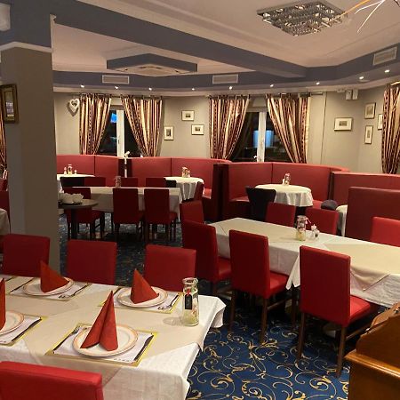 Hotel Restaurant Hesch Gabersdorf Екстер'єр фото