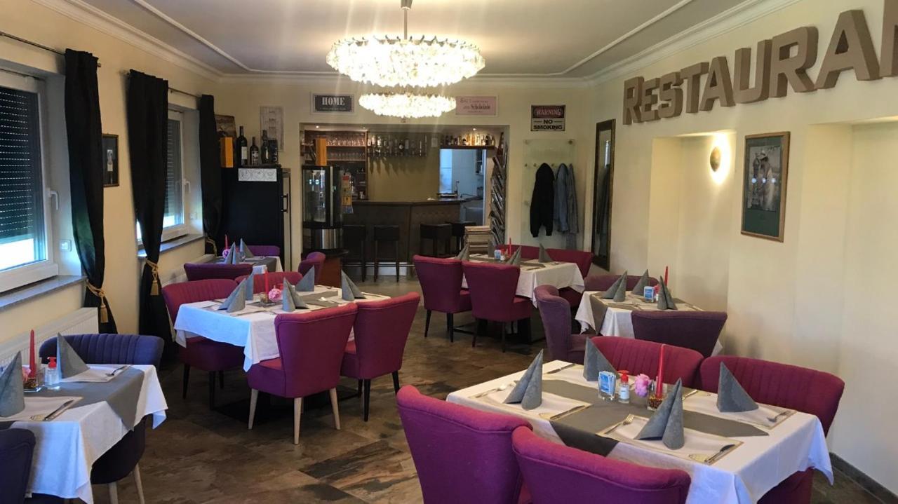 Hotel Restaurant Hesch Gabersdorf Екстер'єр фото