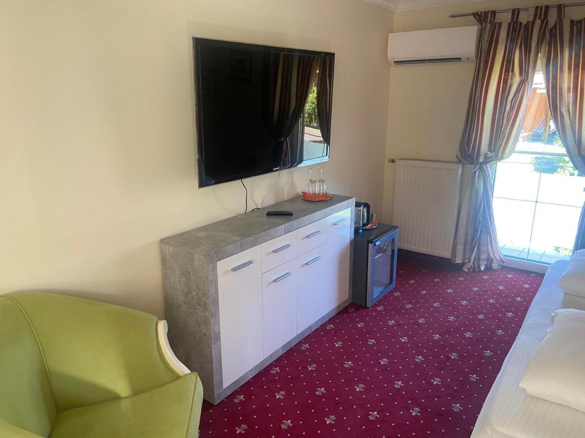 Hotel Restaurant Hesch Gabersdorf Екстер'єр фото