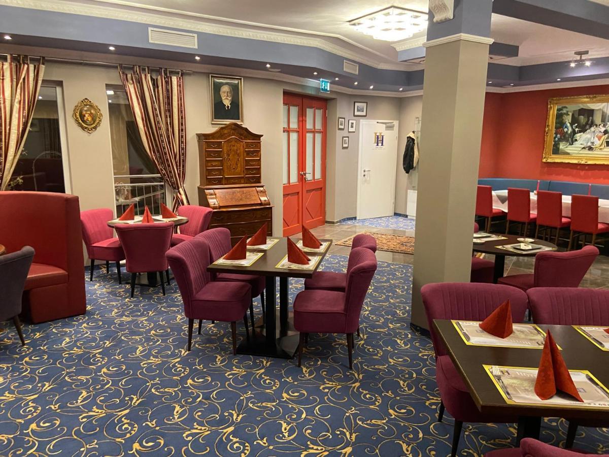 Hotel Restaurant Hesch Gabersdorf Екстер'єр фото